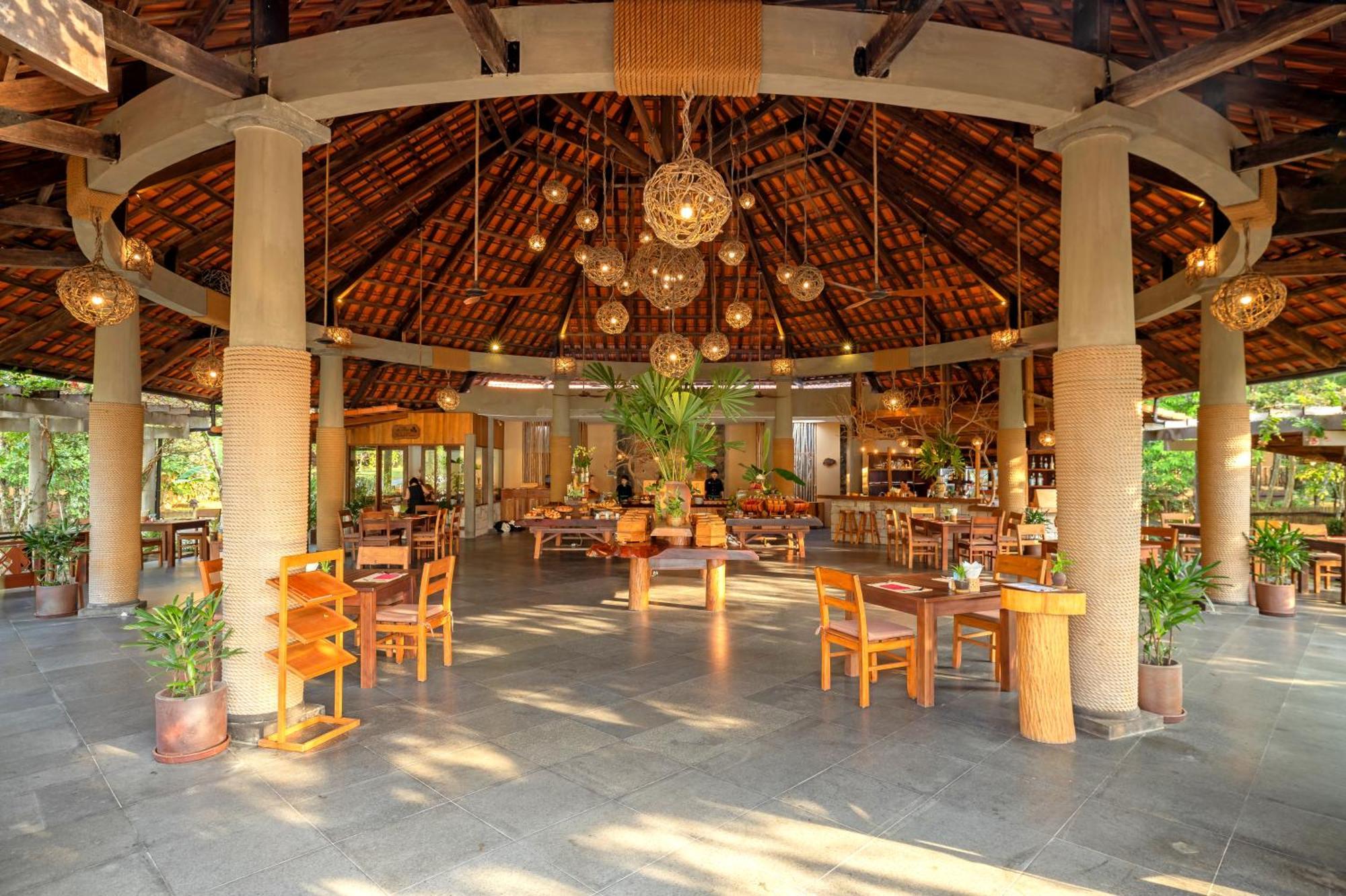 Green Bay Phu Quoc Resort & Spa Exterior photo