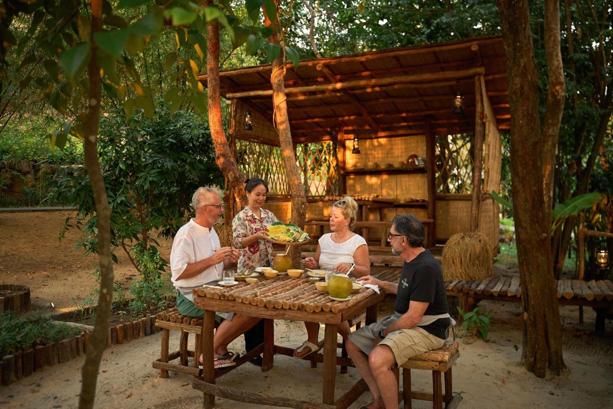 Green Bay Phu Quoc Resort & Spa Exterior photo